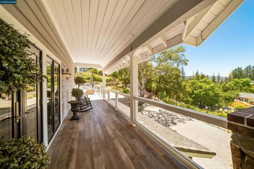 330 Twin Peaks Ln Alamo, CA 94507