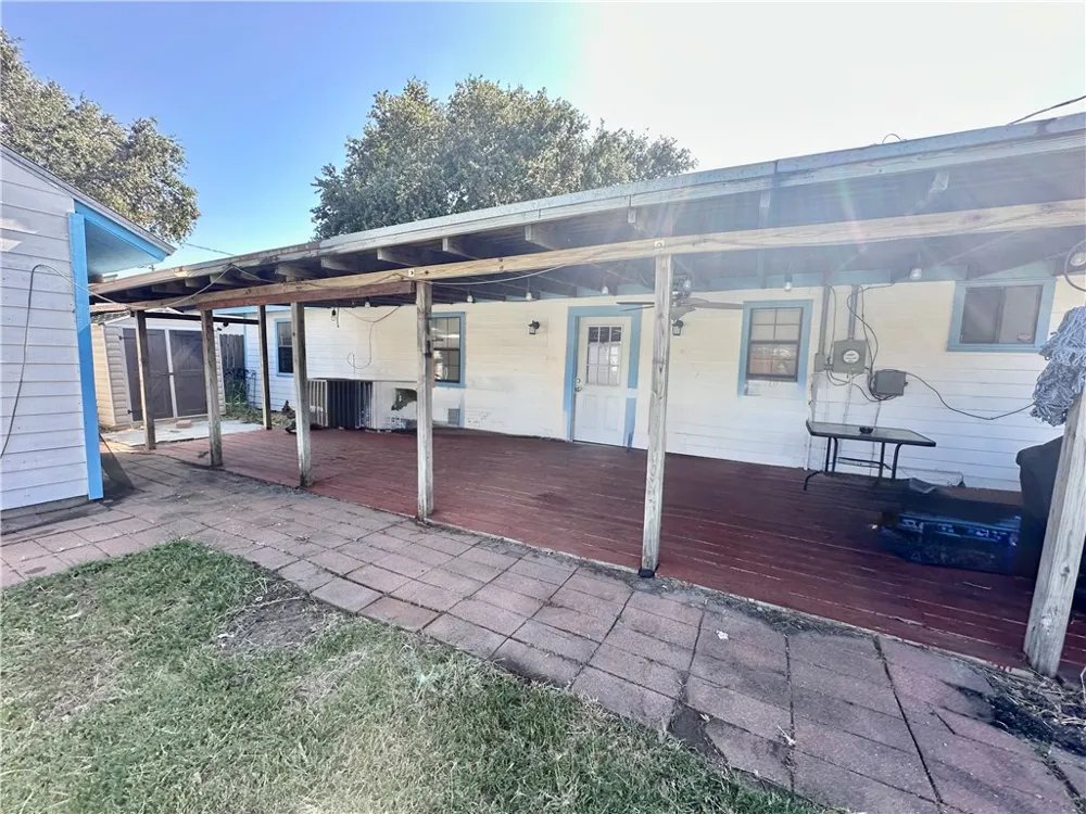 1506 Denver Street Portland, TX 78374