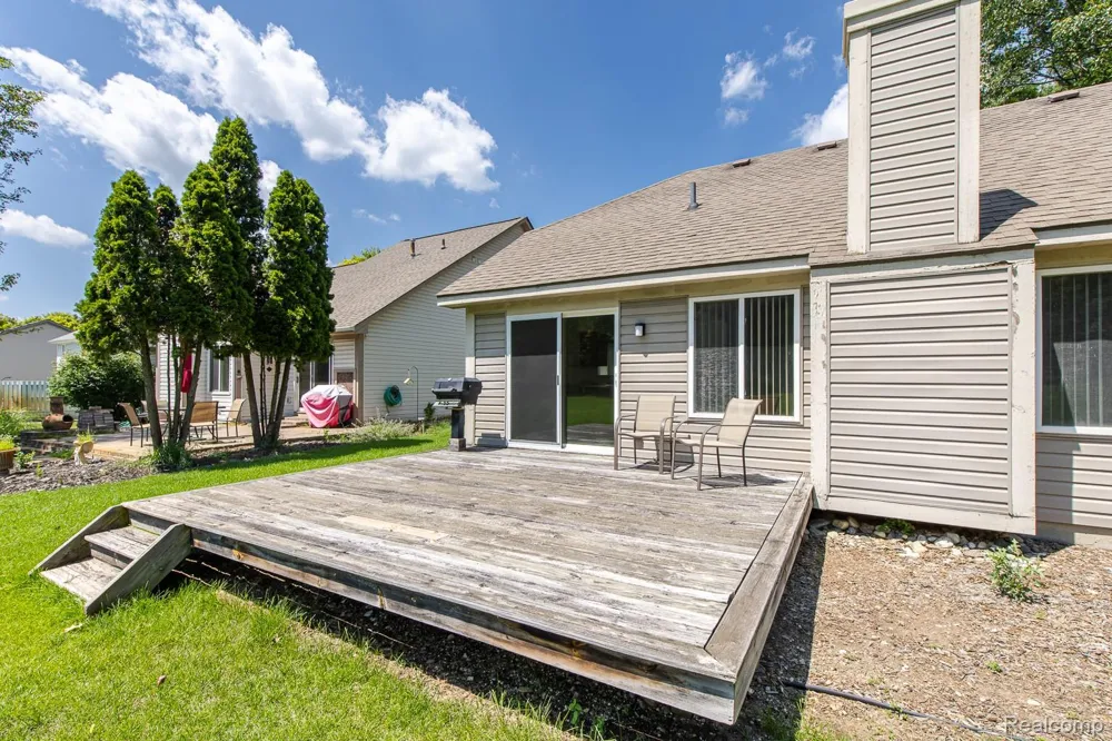 312 Reid Road Highland Charter Township, MI 48357