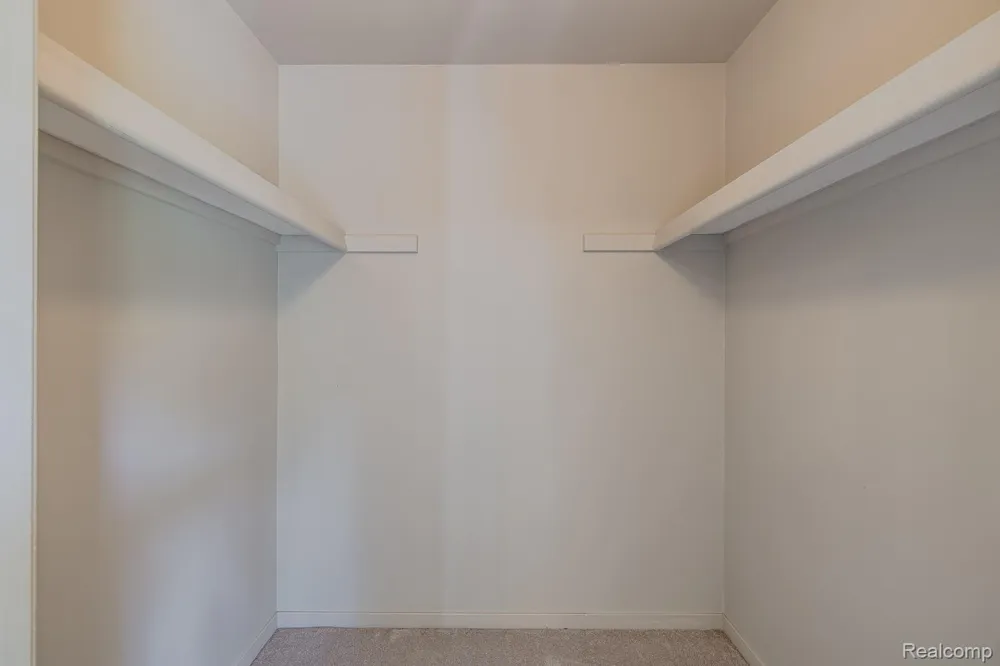 312 Reid Road Highland Charter Township, MI 48357