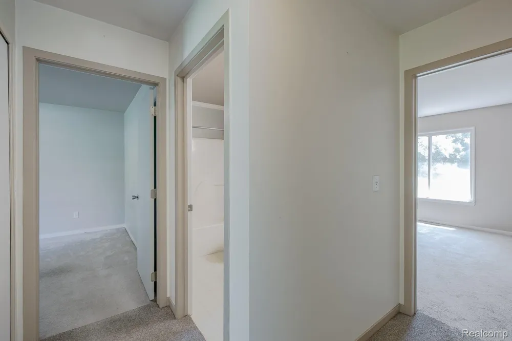 312 Reid Road Highland Charter Township, MI 48357
