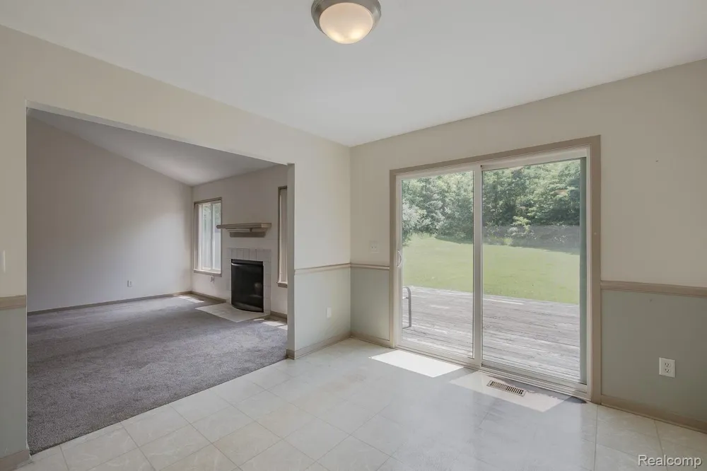 312 Reid Road Highland Charter Township, MI 48357