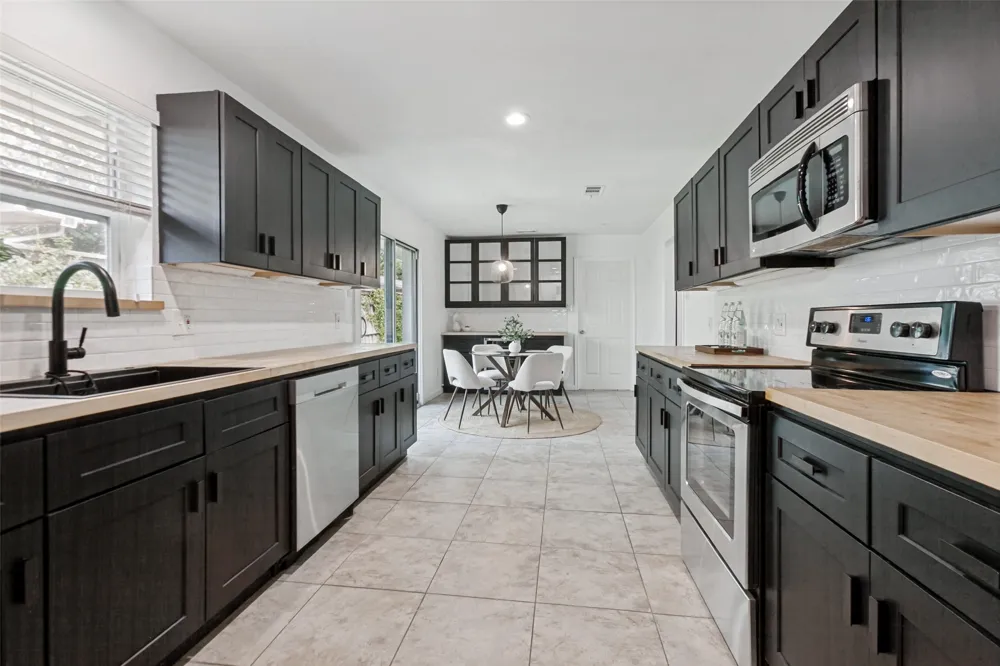 7707 La Avenida Drive Dallas, TX 75248