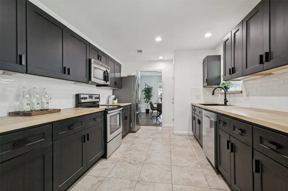 7707 La Avenida Drive Dallas, TX 75248