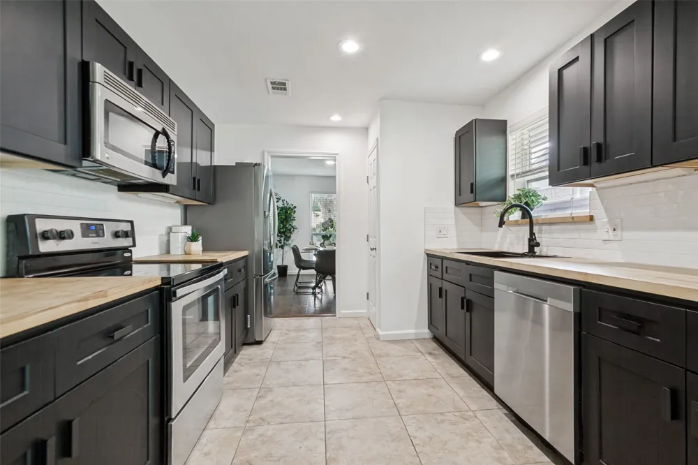 7707 La Avenida Drive Dallas, TX 75248