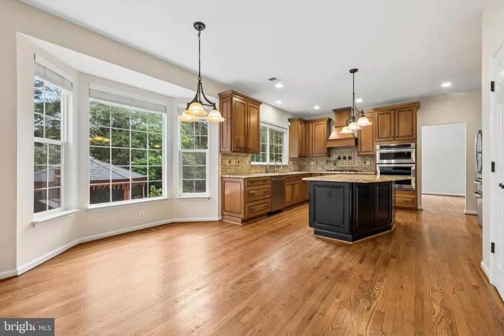 5871 PAINE RUN PL Manassas, VA 20112