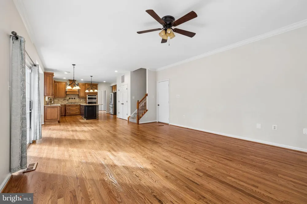 5871 PAINE RUN PL Manassas, VA 20112