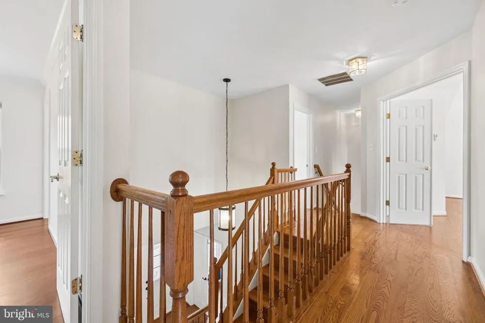 5871 PAINE RUN PL Manassas, VA 20112