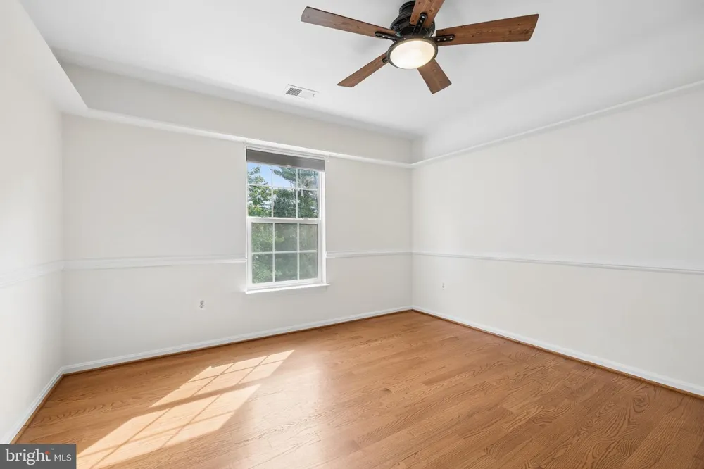 5871 PAINE RUN PL Manassas, VA 20112