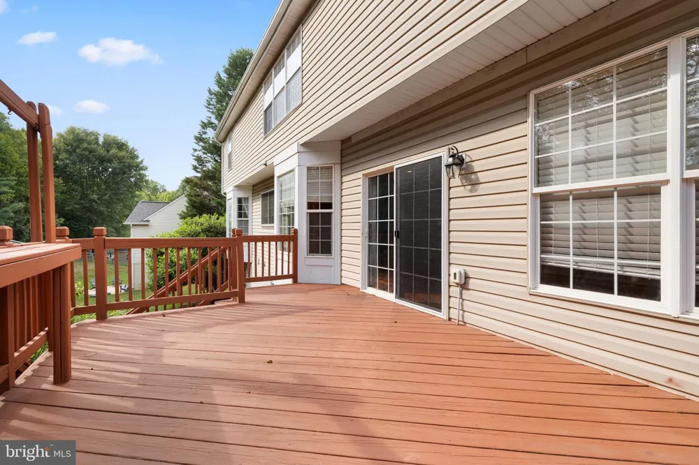 5871 PAINE RUN PL Manassas, VA 20112