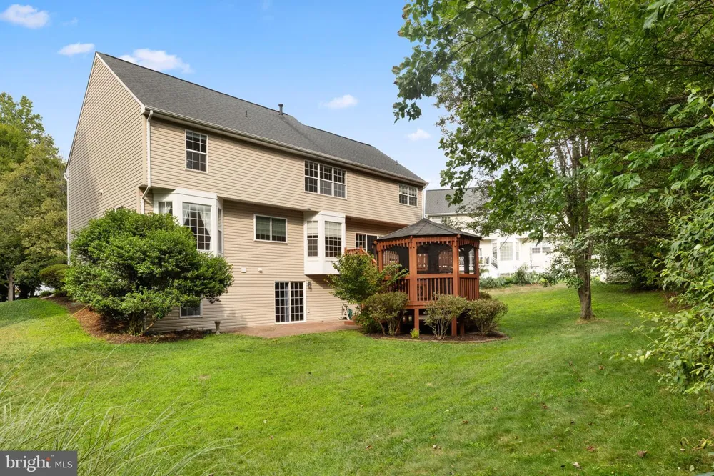5871 PAINE RUN PL Manassas, VA 20112