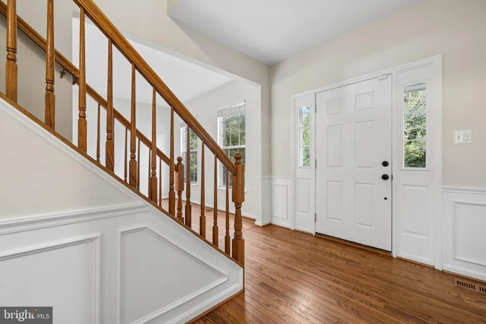 5871 PAINE RUN PL Manassas, VA 20112
