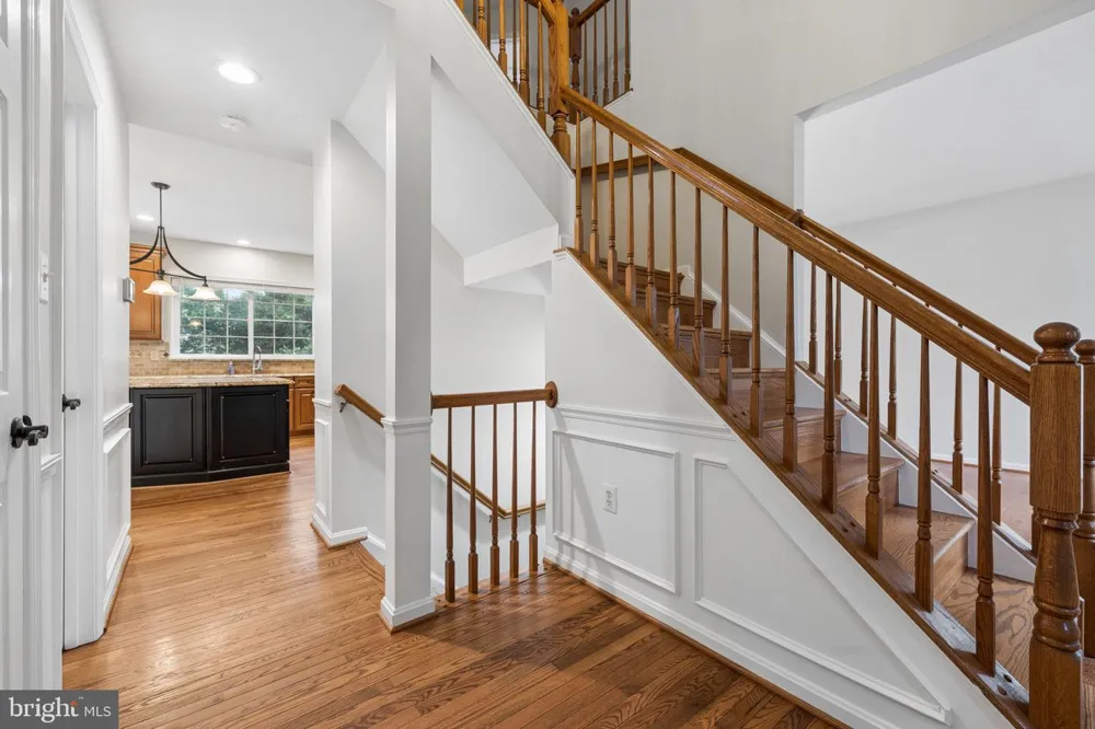 5871 PAINE RUN PL Manassas, VA 20112