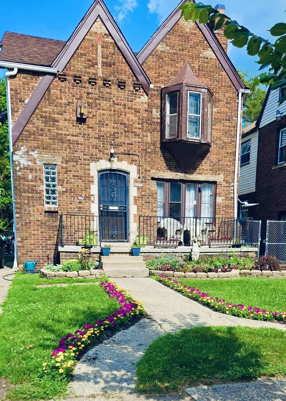 17144 Indiana Street Detroit, MI 48221