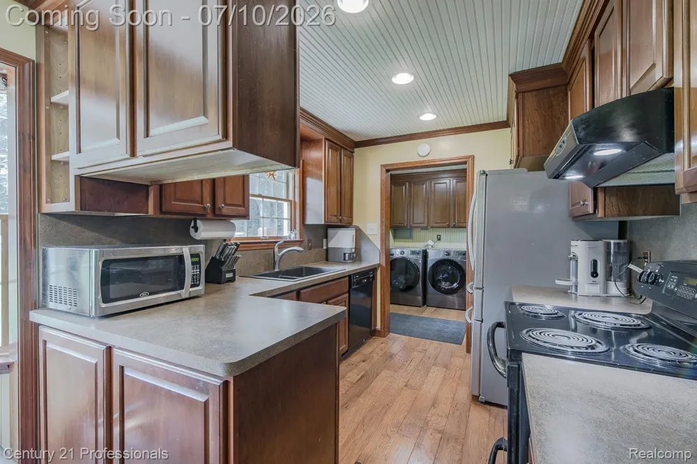 1790 Kent Road Brandon Charter Township, MI 48462