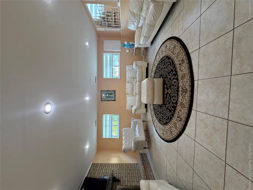 39392 Owendale Drive Sterling Heights City, MI 48310