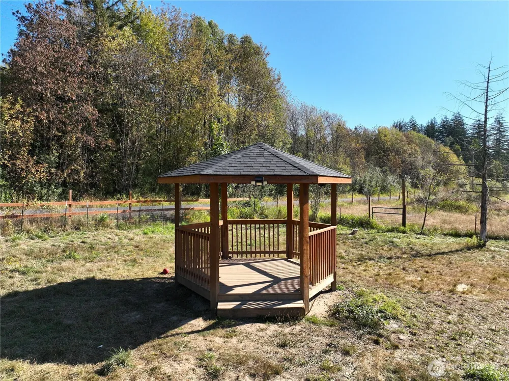 205 Stub Road Onalaska, WA 98570