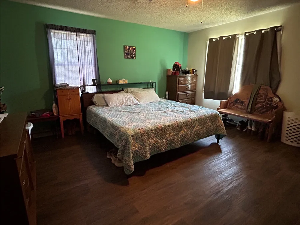 68 County Road 517 Goldthwaite, TX 76844