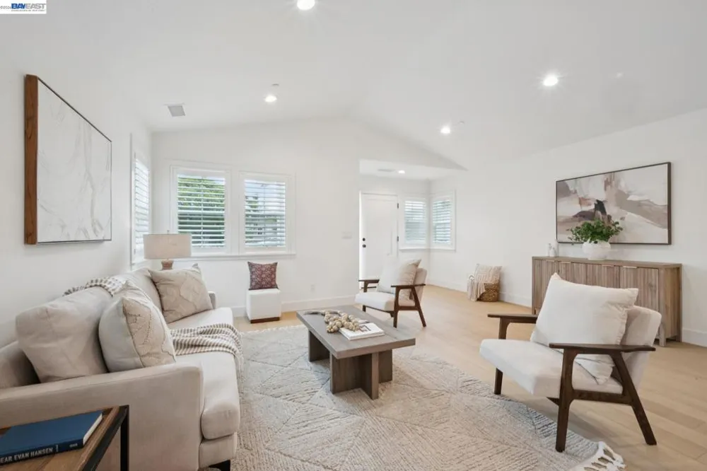 21112 Tyee Ct Castro Valley, CA 94546