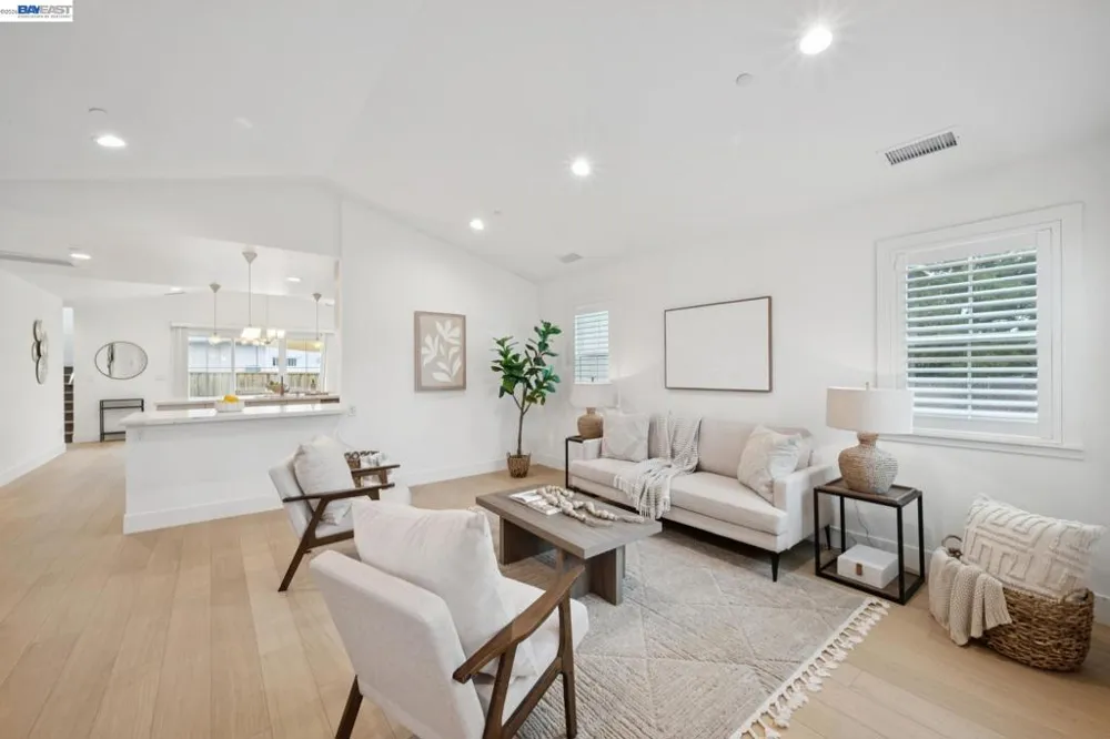 21112 Tyee Ct Castro Valley, CA 94546