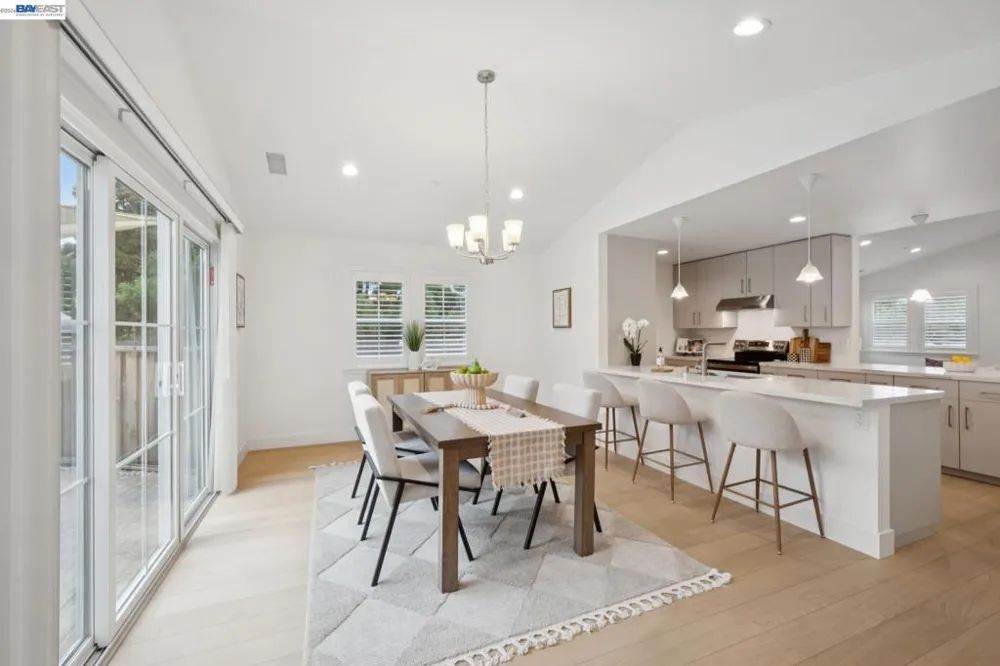 21112 Tyee Ct Castro Valley, CA 94546
