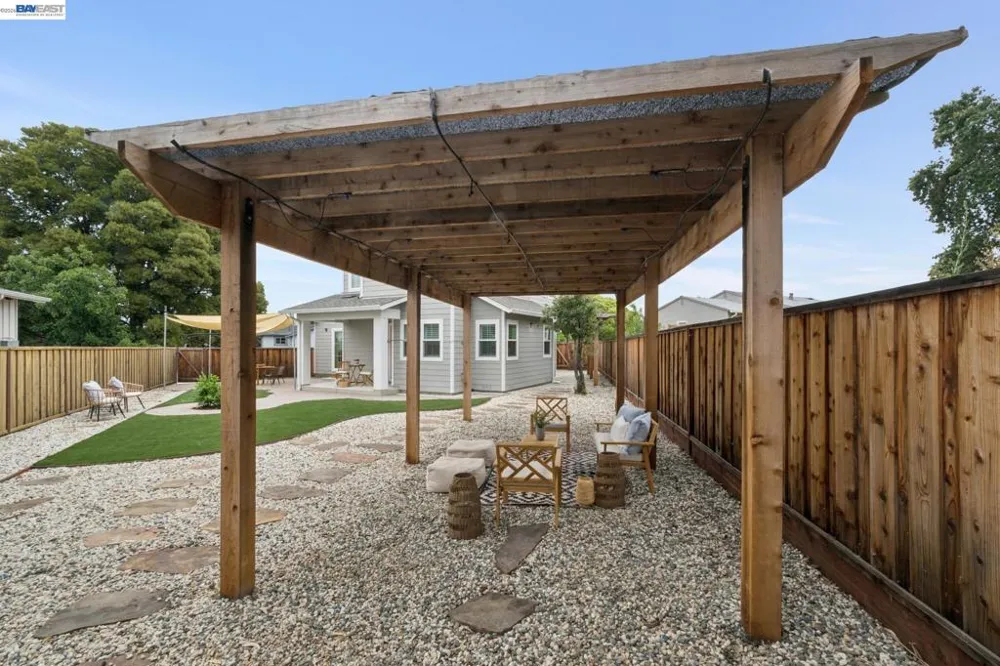 21112 Tyee Ct Castro Valley, CA 94546