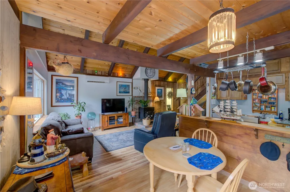 29612 M PLACE Ocean Park, WA 98640