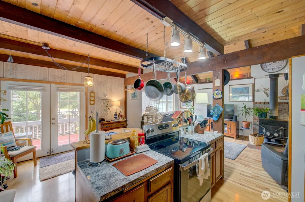 29612 M PLACE Ocean Park, WA 98640
