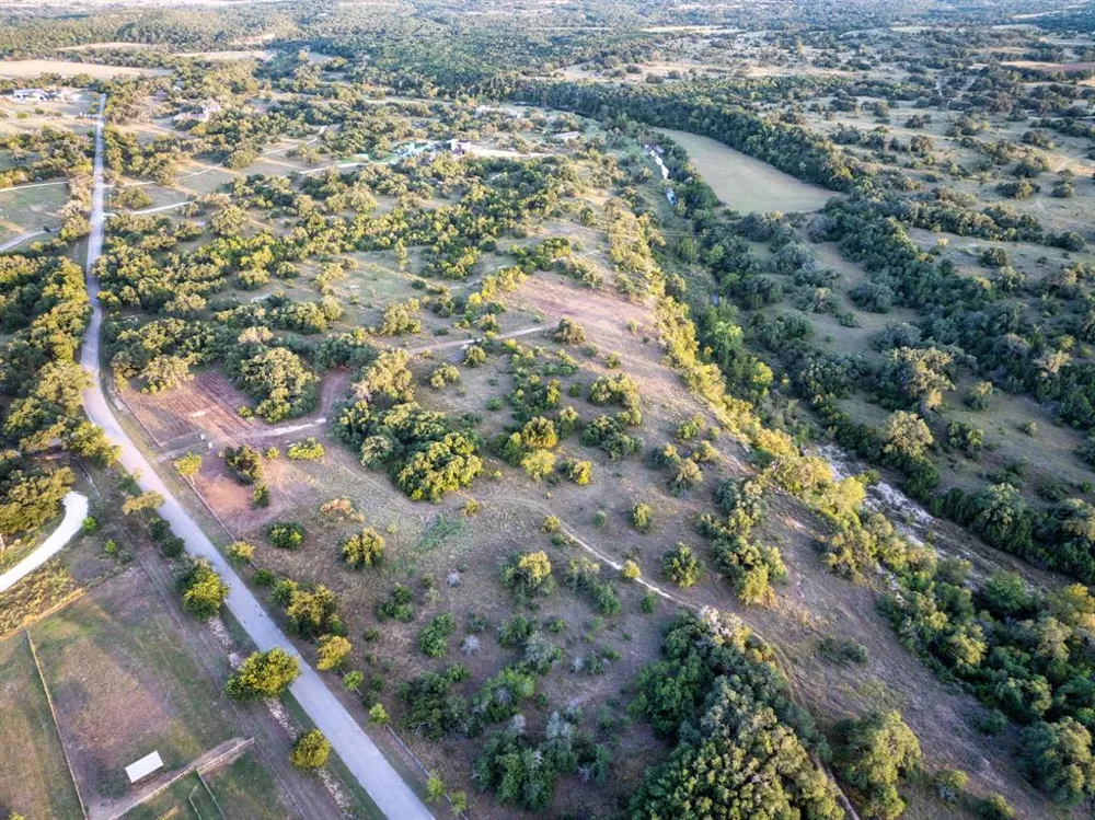 7275 Creek Road Dripping Springs, TX 78620