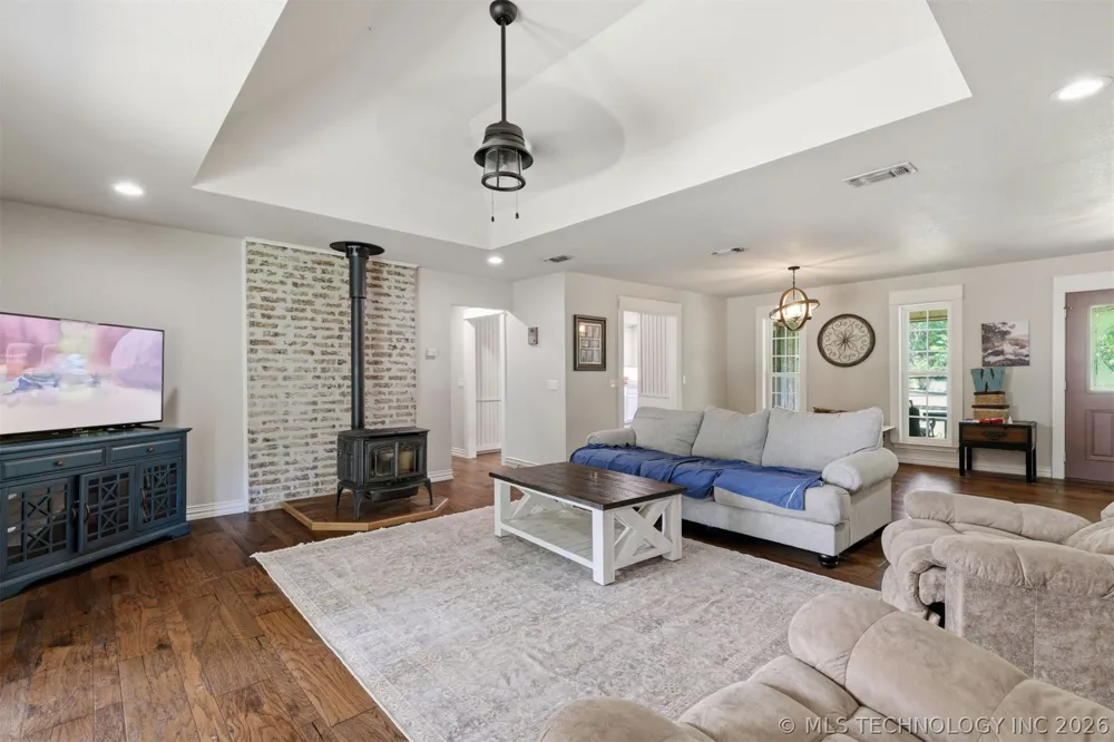 2464 S Roberta Road Durant, OK 74701