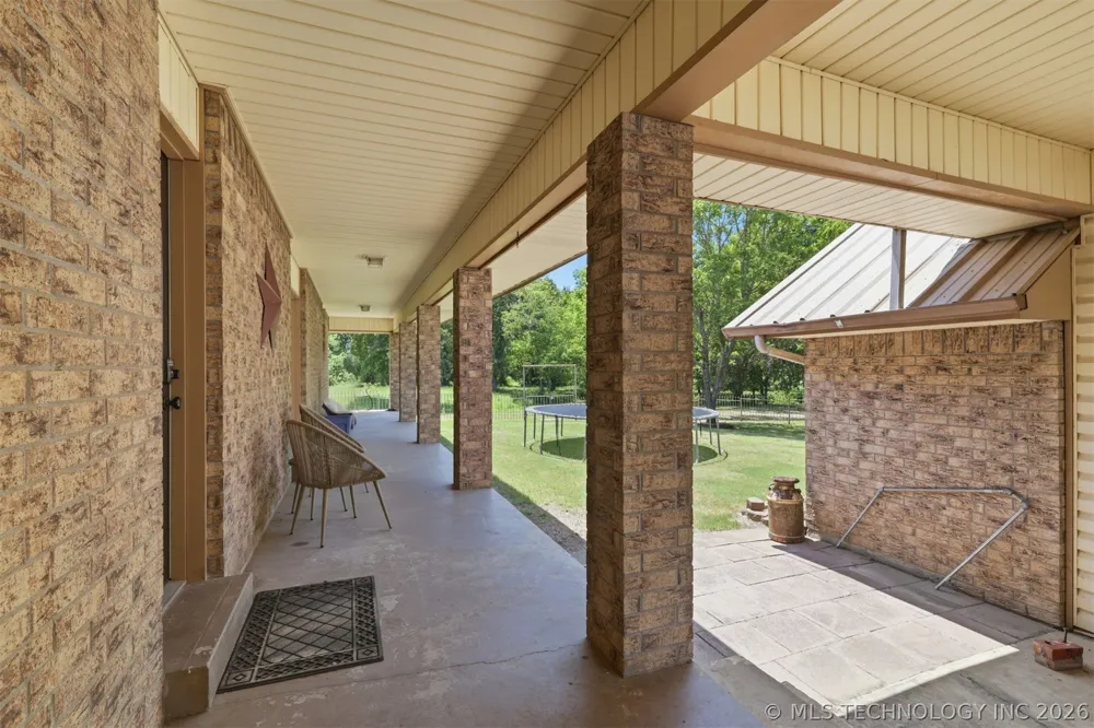 2464 S Roberta Road Durant, OK 74701