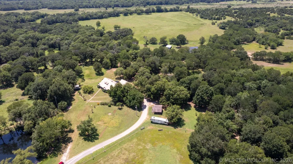 2464 S Roberta Road Durant, OK 74701