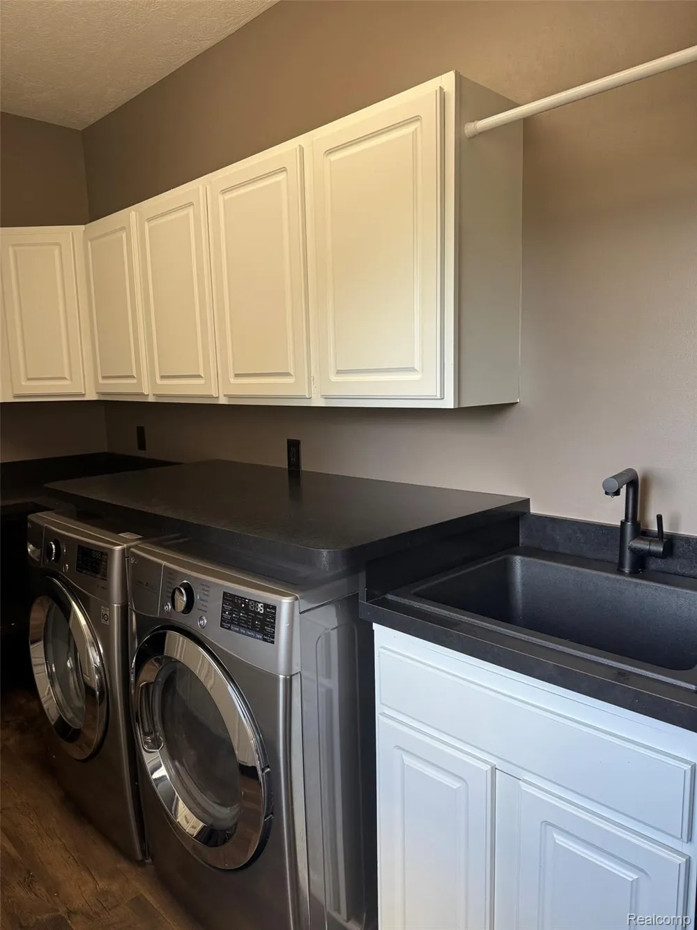 16118 Jeff Court Watertown Charter Township, MI 48837
