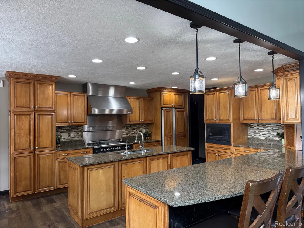 16118 Jeff Court Watertown Charter Township, MI 48837