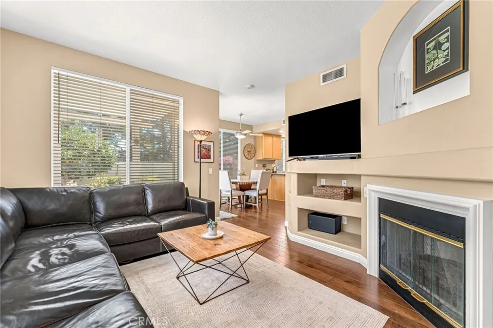 54 Paseo Viento Rancho Santa Margarita, CA 92688