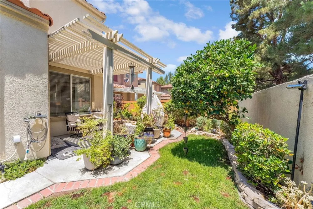 54 Paseo Viento Rancho Santa Margarita, CA 92688
