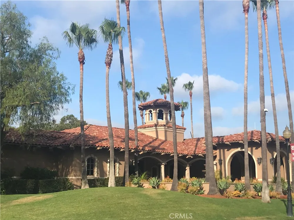 54 Paseo Viento Rancho Santa Margarita, CA 92688