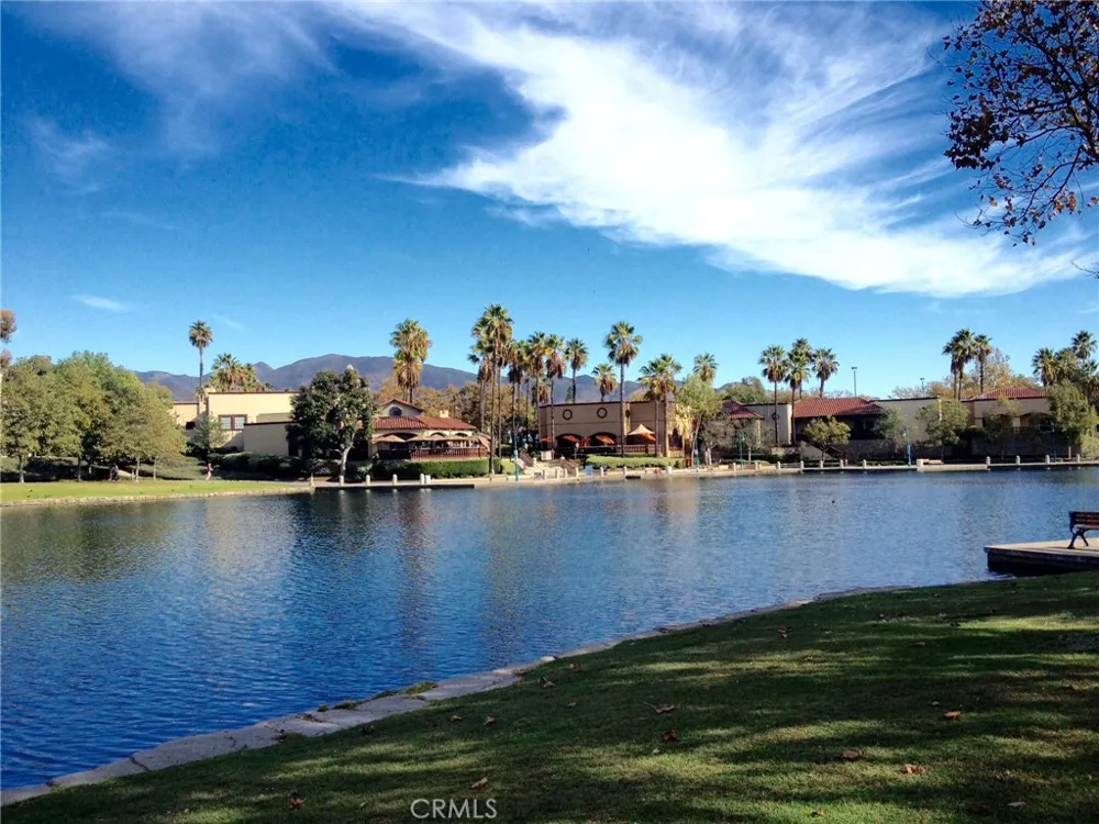 54 Paseo Viento Rancho Santa Margarita, CA 92688