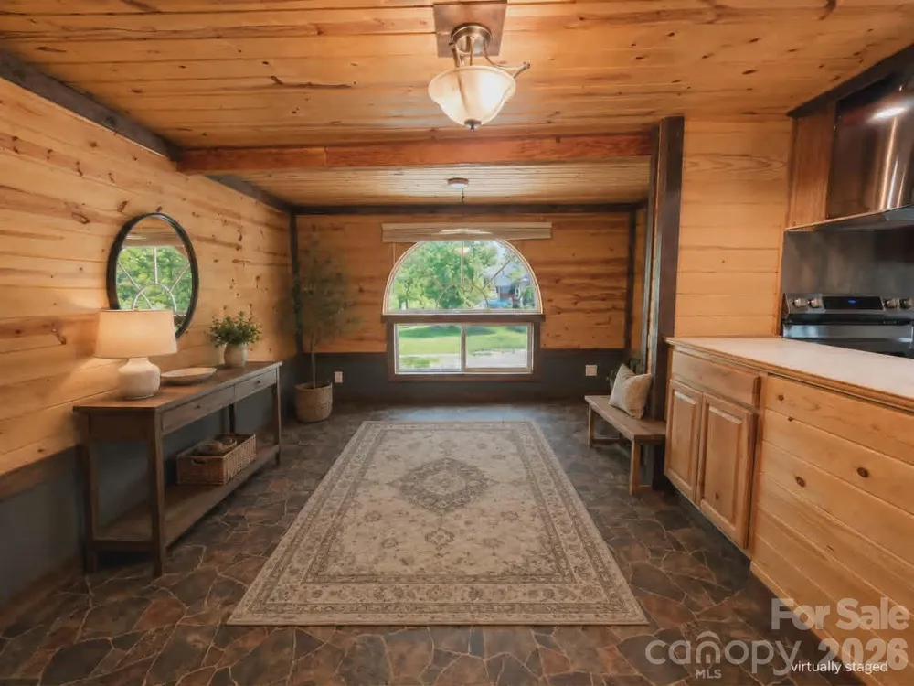 92 Buchanan Drive Bakersville, NC 28705