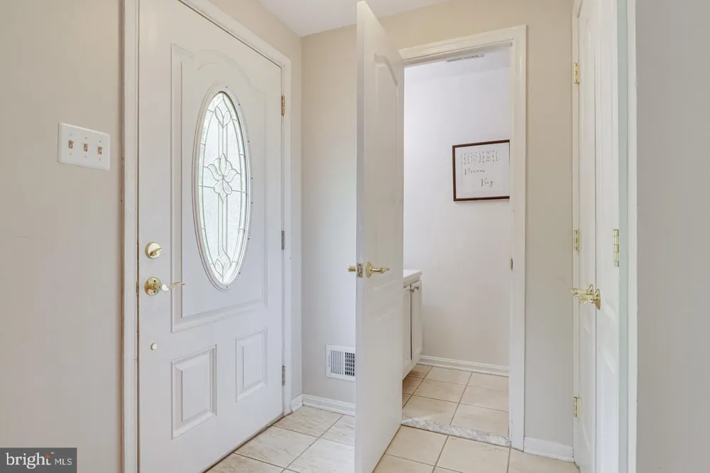 3005 SILENT VALLEY DRIVE Fairfax, VA 22031