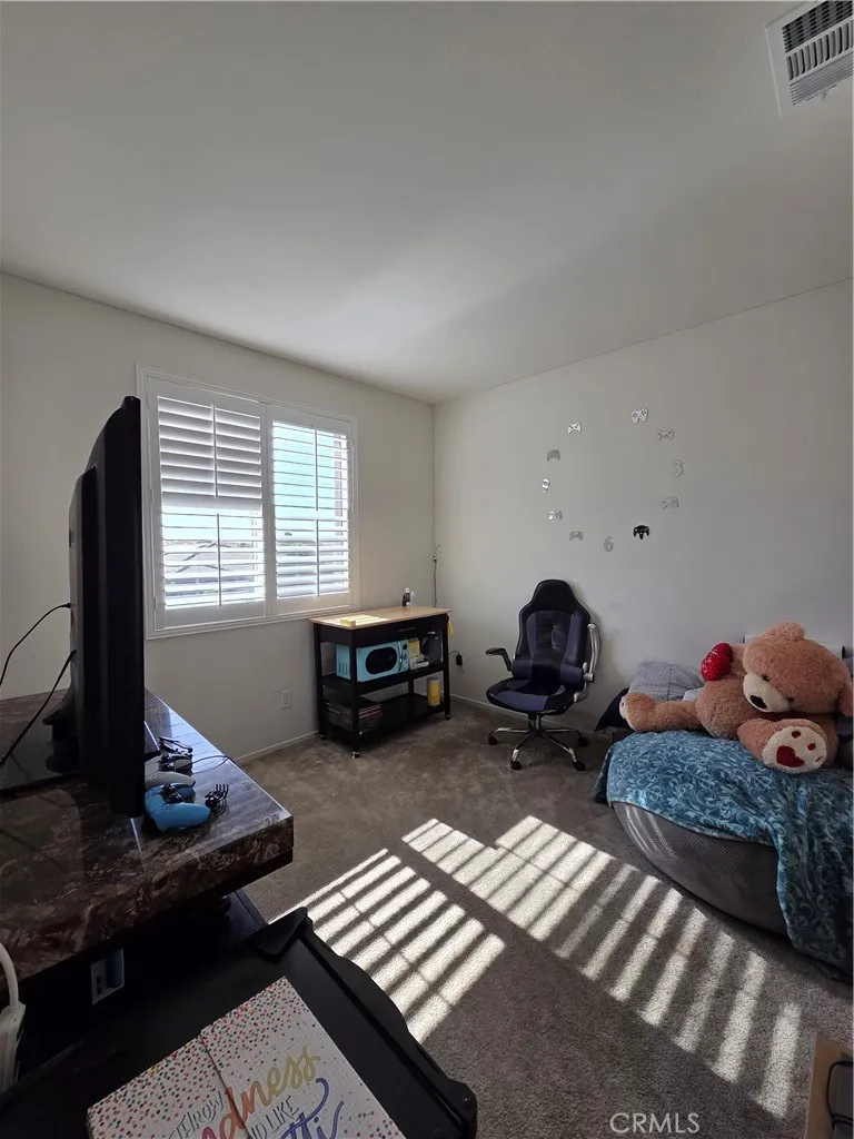 16137 Hamilton Court Victorville, CA 92394