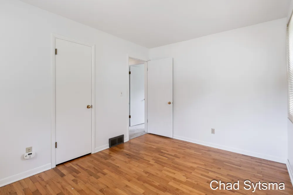 1643 Stonewood Drive SE Lowell, MI 49331