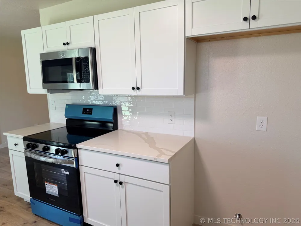 307 E Barclay Street Henryetta, OK 74437