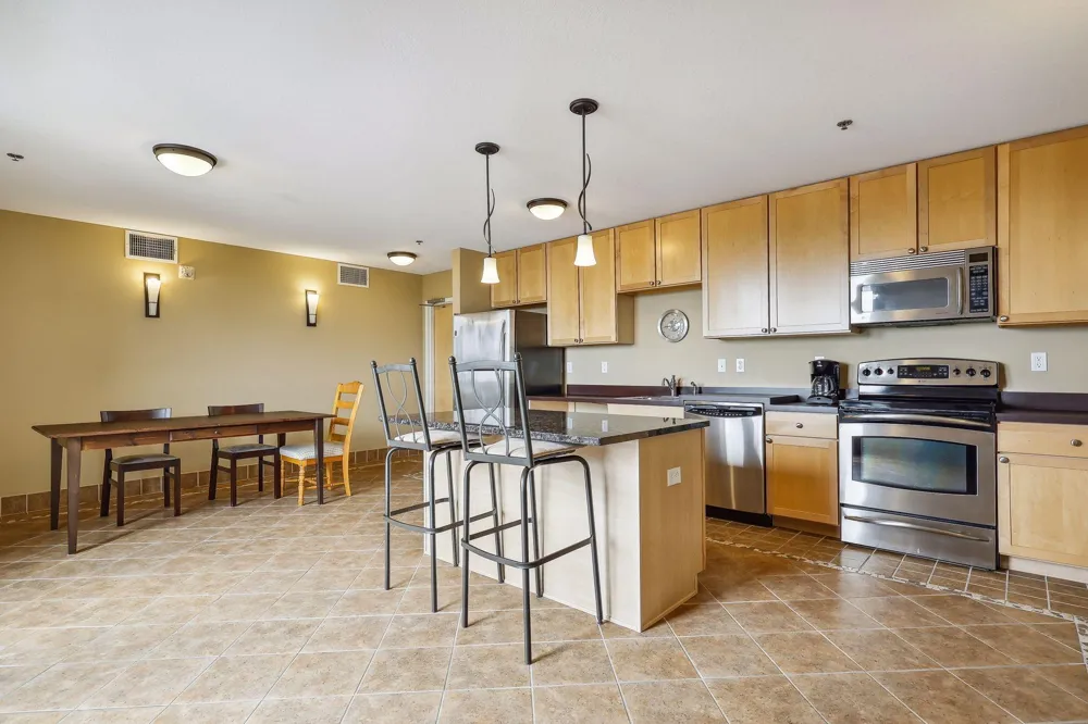 1502 5th Street #313 Hopkins, MN 55305