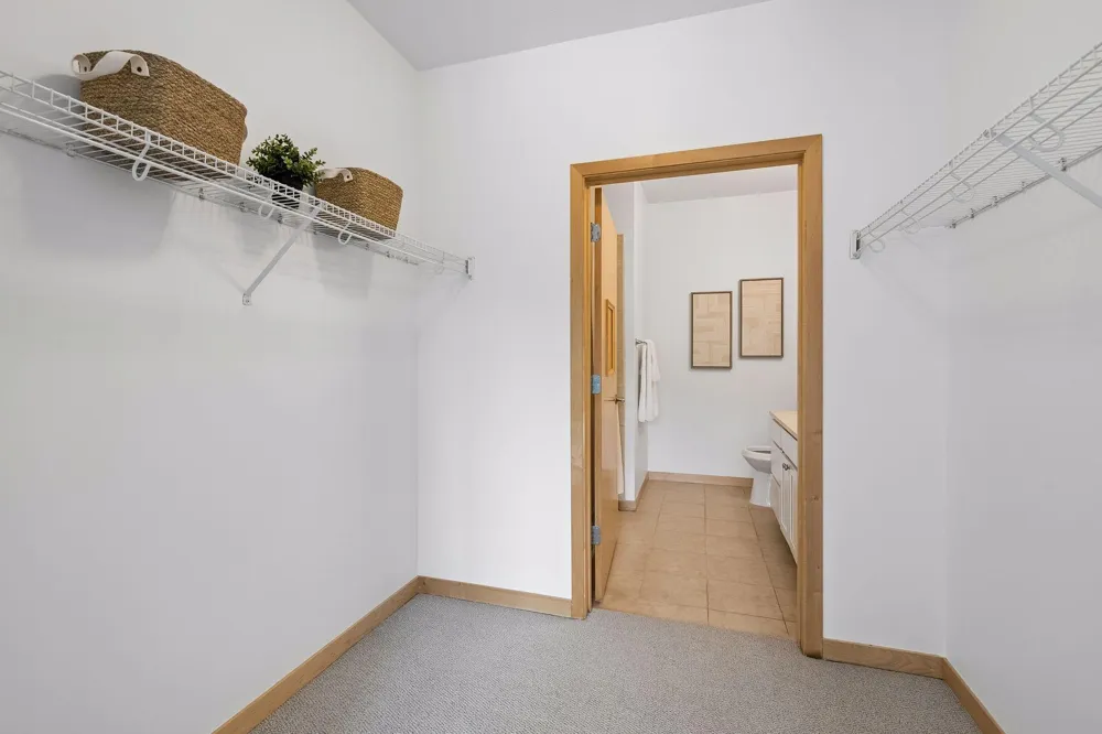 1502 5th Street #313 Hopkins, MN 55305