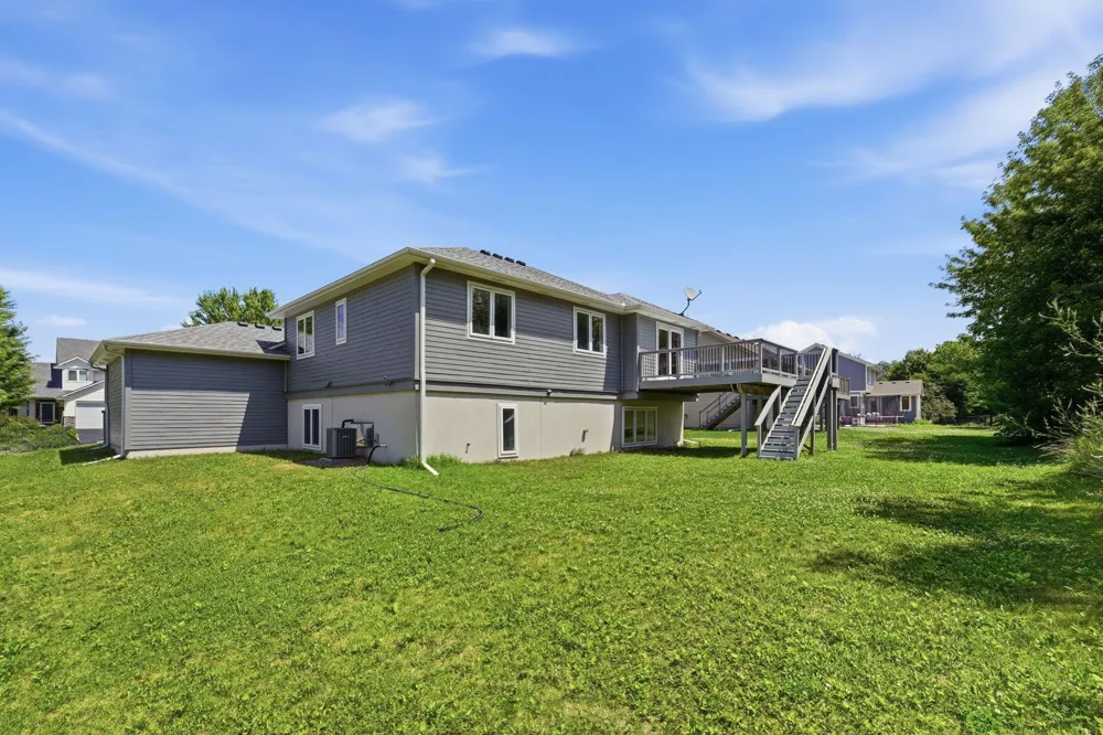9155 Fairway Hill Drive Elko New Market, MN 55020