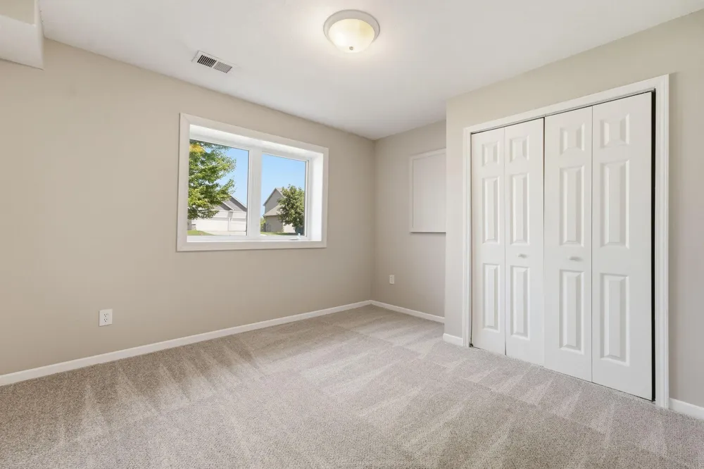 9155 Fairway Hill Drive Elko New Market, MN 55020
