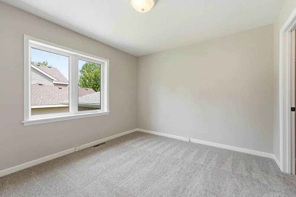 9155 Fairway Hill Drive Elko New Market, MN 55020