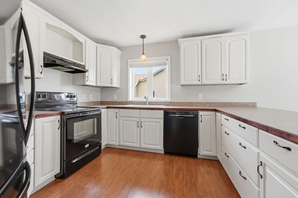 9155 Fairway Hill Drive Elko New Market, MN 55020