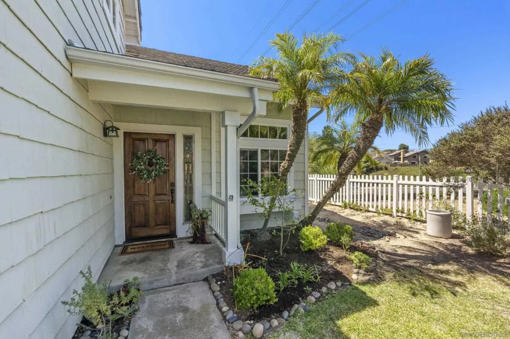 1605 BLOSSOM FIELD WAY Encinitas, CA 92024